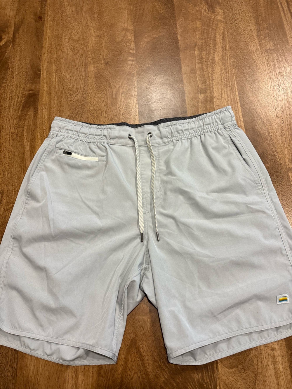 Vuori Light Gray and Black Elastic Waist Athletic Shorts
